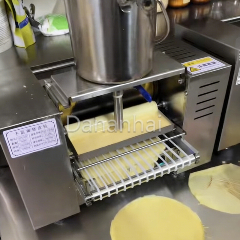 Kitchen Appliances In Store - آلة صغيرة لصنع الفطائر لمحلات الحلويات